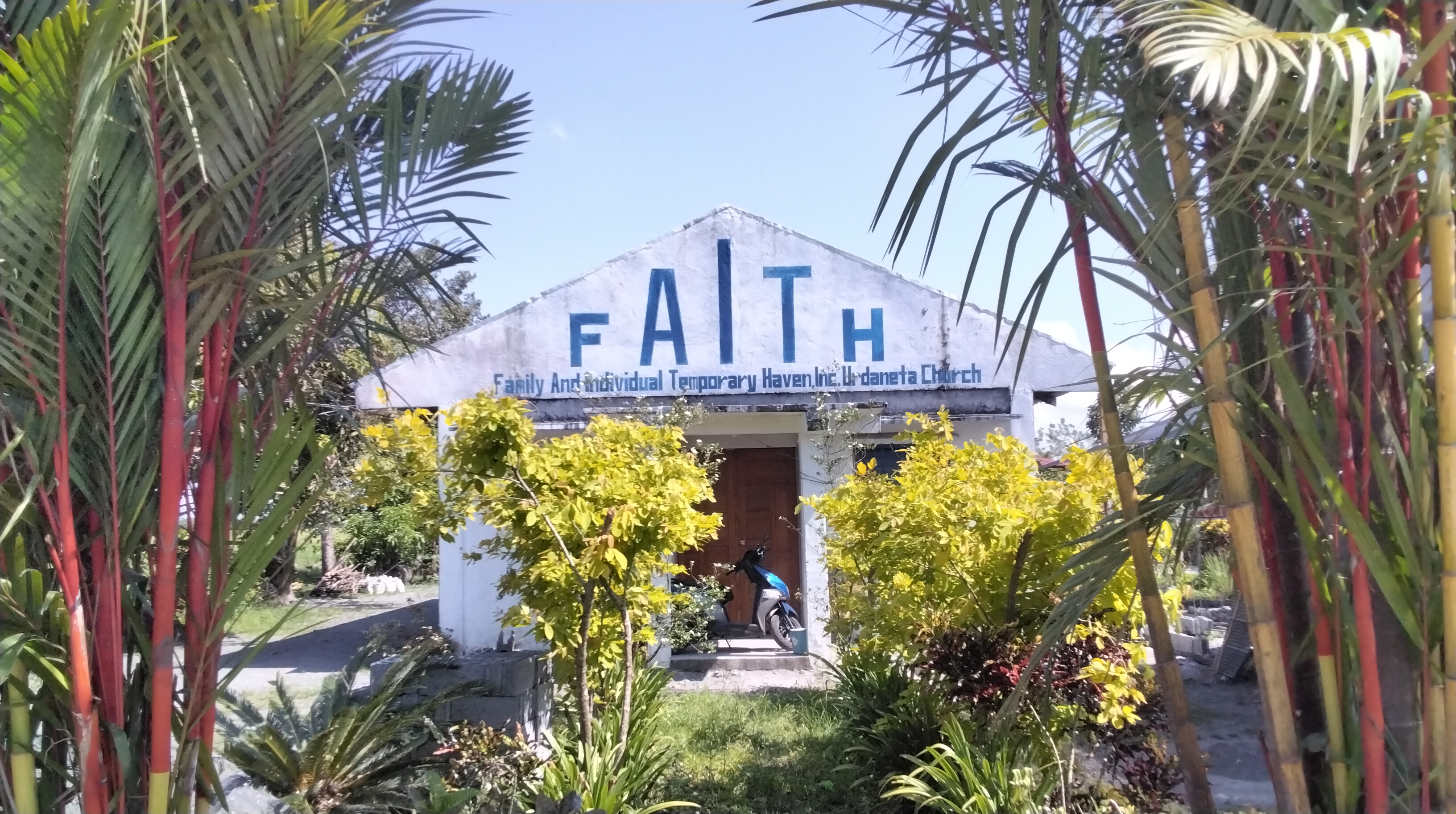 Urdaneta Church 1